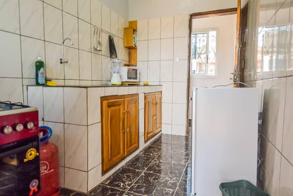 Appartements Neuf De Haut Standing Dm & Ng A Bafoussam מראה חיצוני תמונה