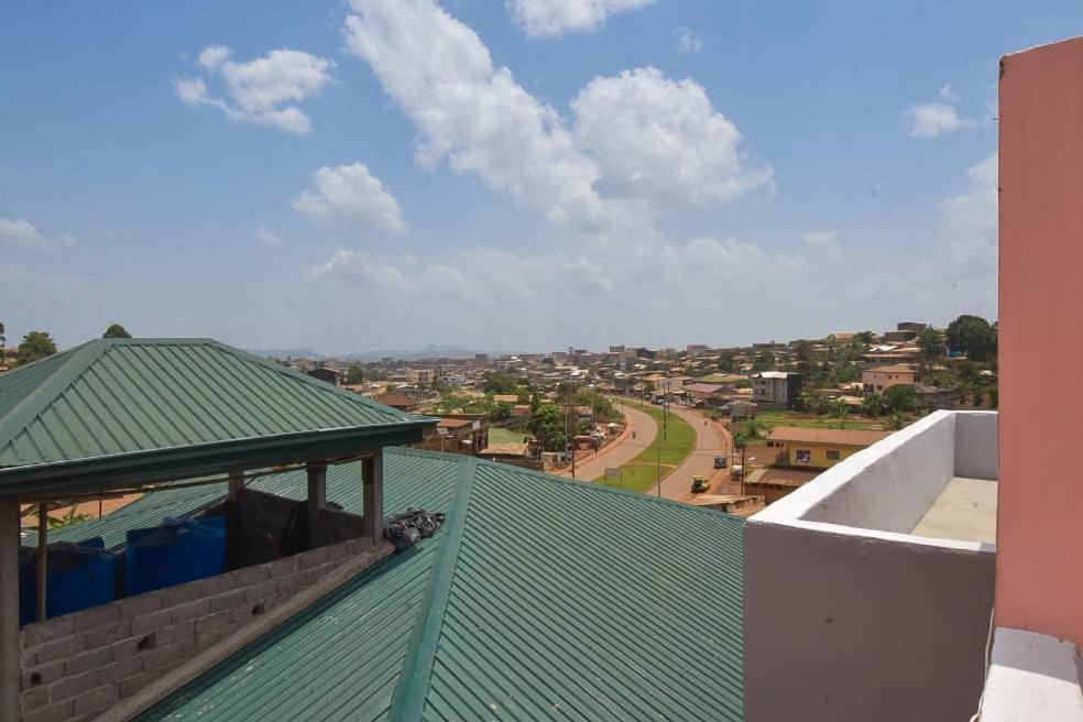 Appartements Neuf De Haut Standing Dm & Ng A Bafoussam מראה חיצוני תמונה