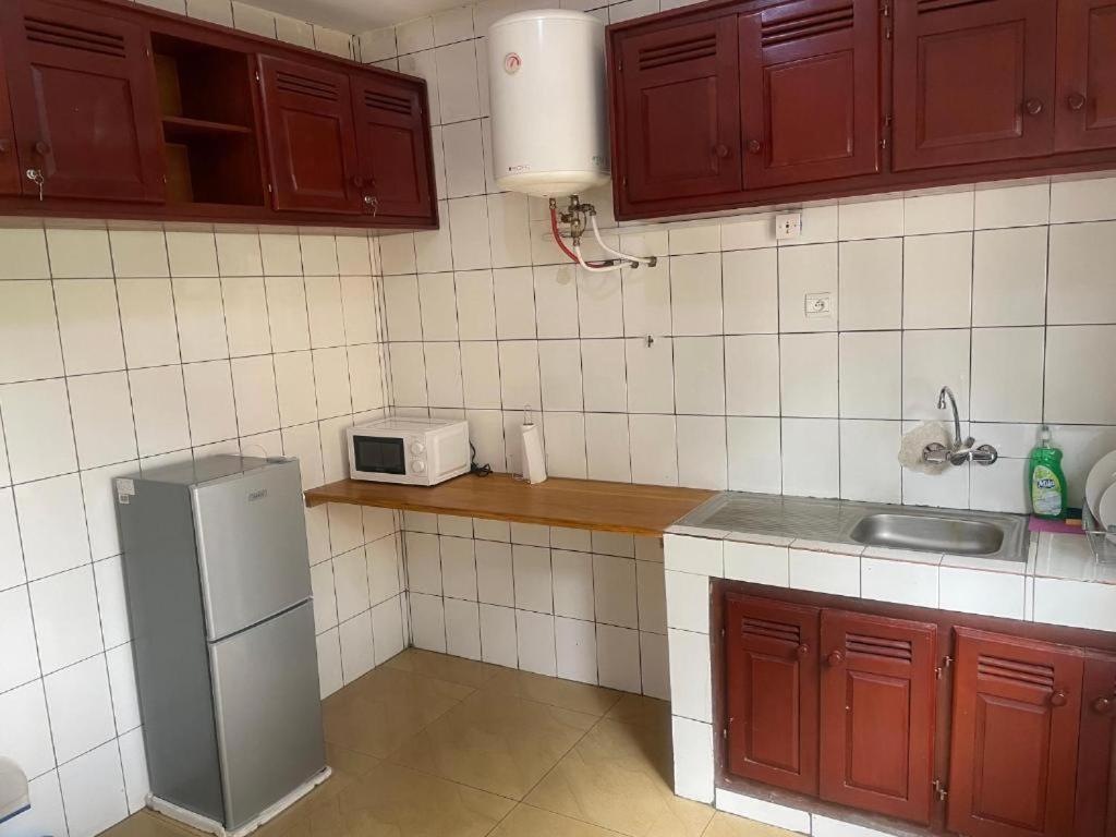 Appartements Neuf De Haut Standing Dm & Ng A Bafoussam מראה חיצוני תמונה